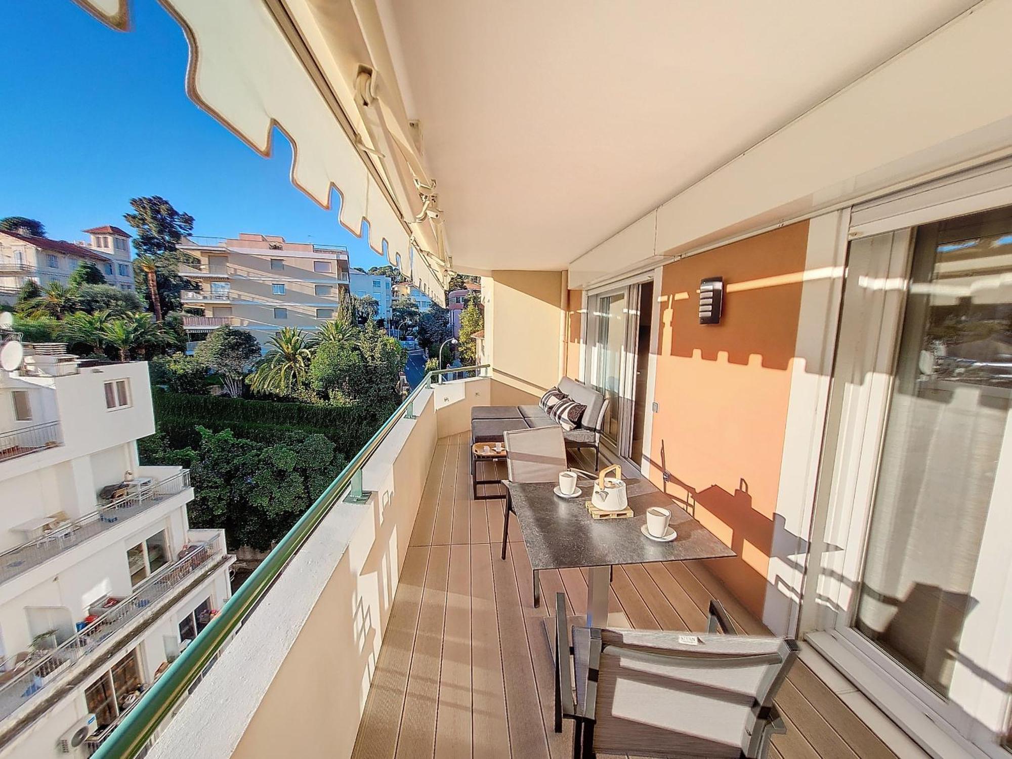 Nestor&jeeves -perle Doree - Terrace - Design * Nizza